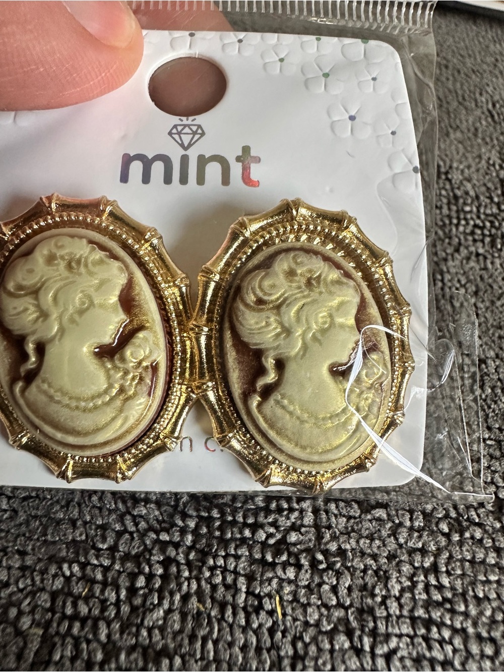 mint Gold Cameo Earrings - Cream and Brown Accents
